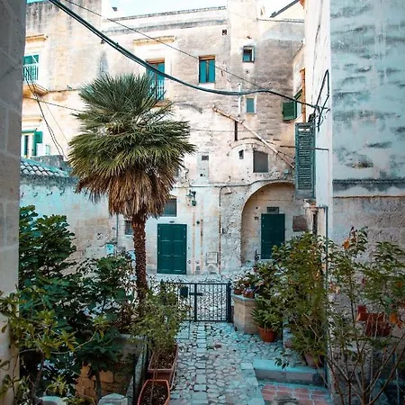 Donna Lina Bed & Breakfast