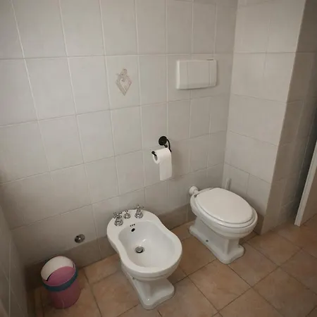 Donna Lina Bed & Breakfast 4*