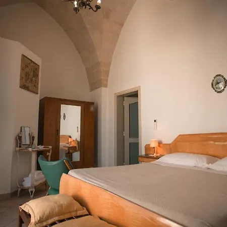 Donna Lina Bed & Breakfast 4*