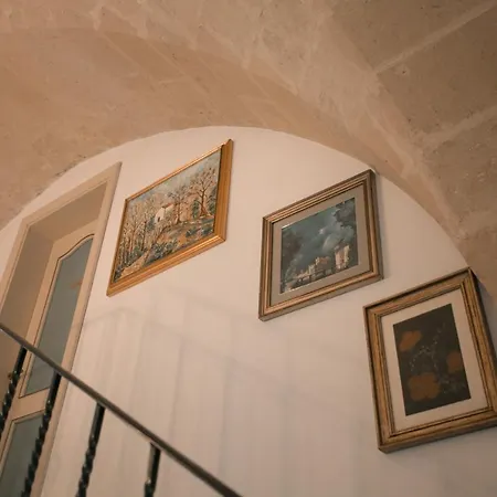 Donna Lina Oda ve Kahvaltı Matera