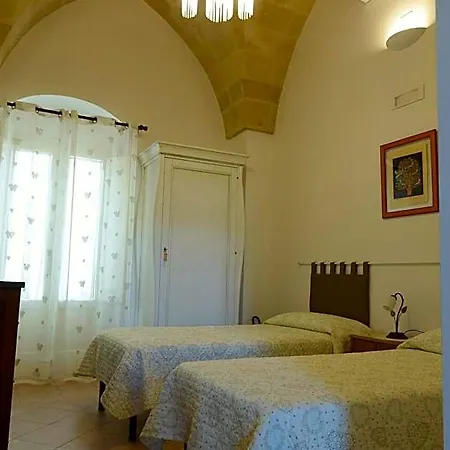 Donna Lina 3*