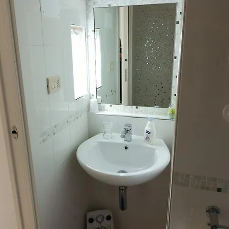 Donna Lina 2* מטרה