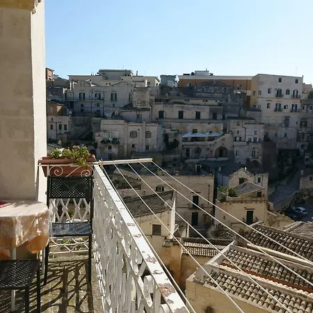 Donna Lina فندق مبيت وإفطار ماتيرا
