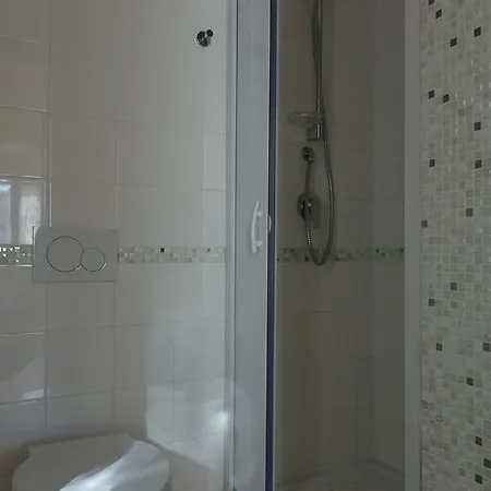 فندق مبيت وإفطار Donna Lina ماتيرا